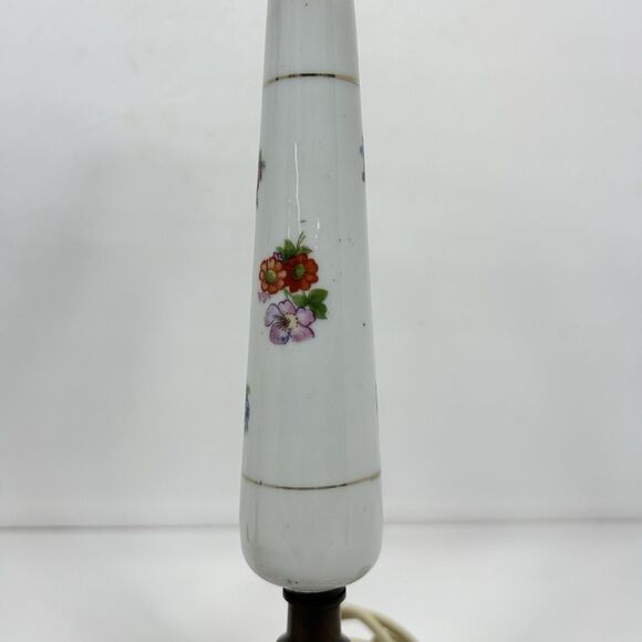 Porcelain Floral Lamps Table Cottagecore Boudoir 12" White Gold Trim Pair 50s? - Picture 5 of 16